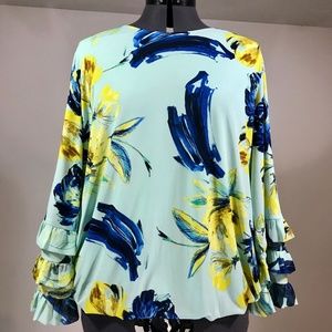 EUC Alfani Long Sleeve Floral Blouse